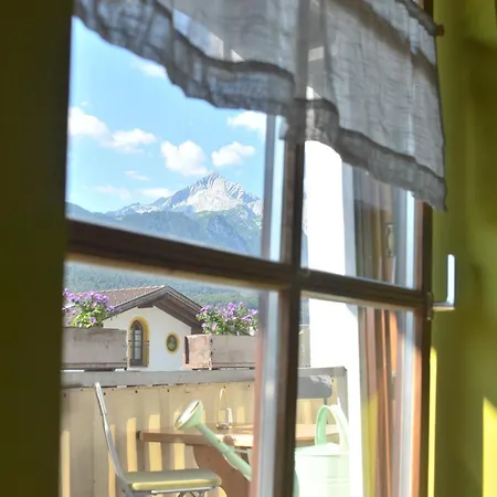 Kandinsky Apartment